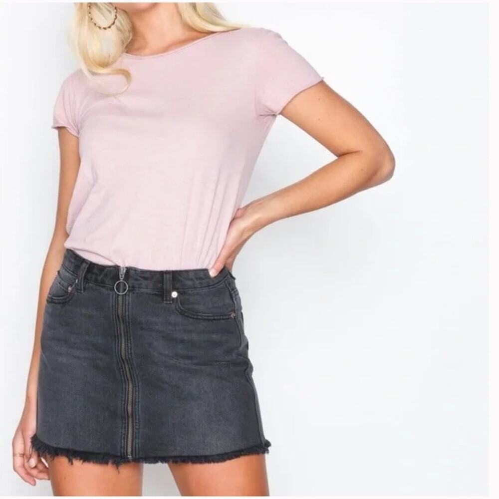 We The Free Gray Denim Zip Up Front Ring Pull Jean Skirt Size 24